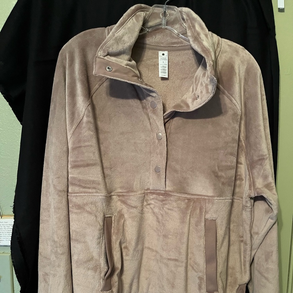 Yogalicious Tan Fleece Jacket